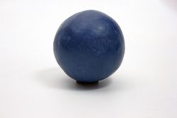 Boule-argile-teinte-Bleue-2